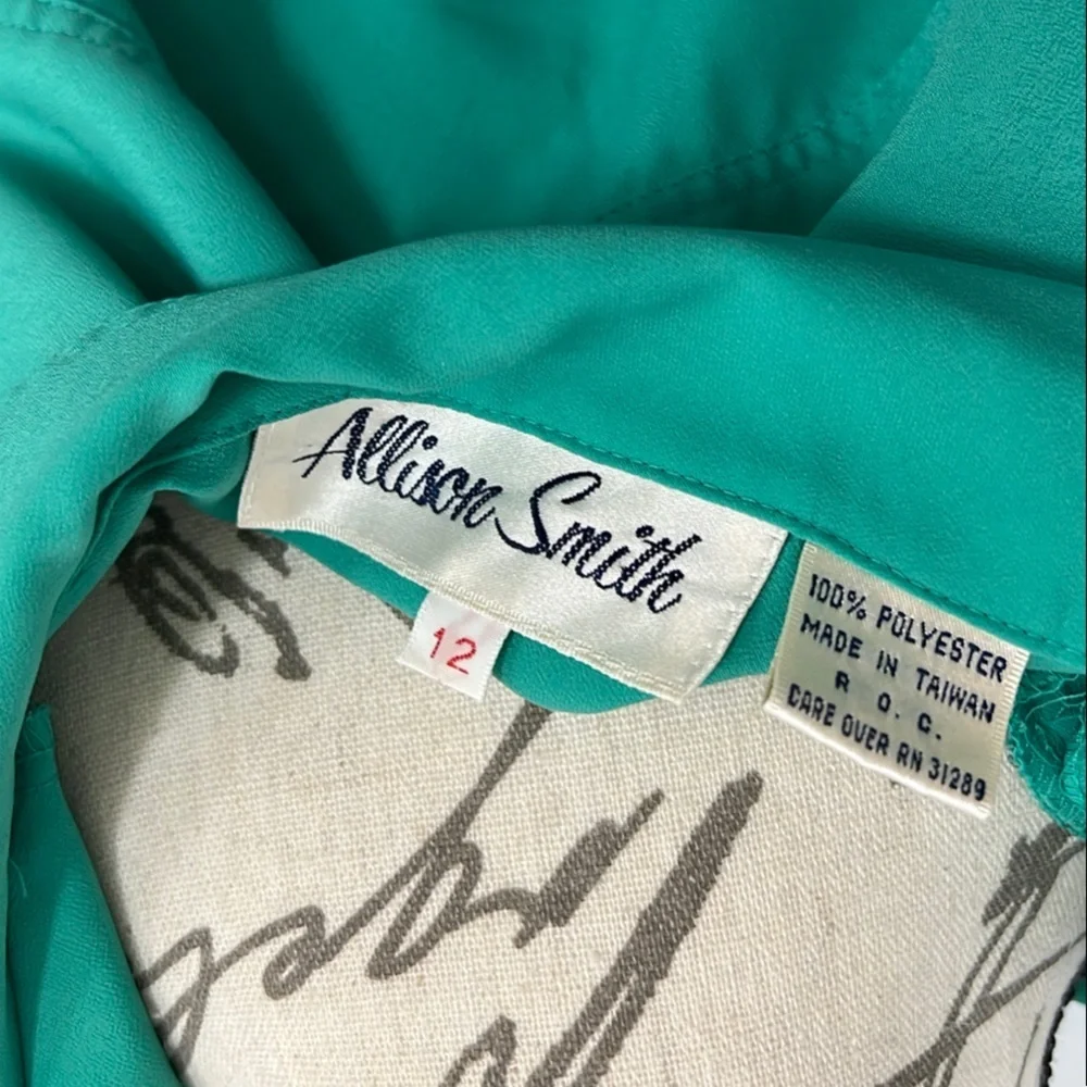 Allison Smith Green Button-Up Blouse short sleeve - Picture 3 of 3